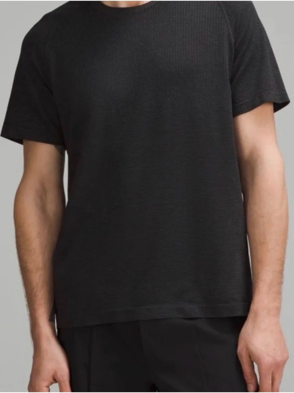Lululemon Mens Medium Metal Vent Tech Black T-Shirt Short Sleeve Shirt